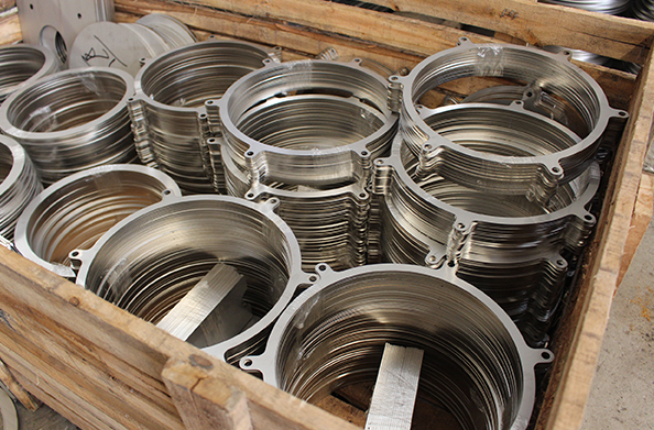 金屬高速高質(zhì)量激光批量切割，無毛刺