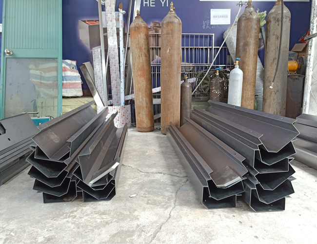 不銹鋼，折彎，鈑金加工